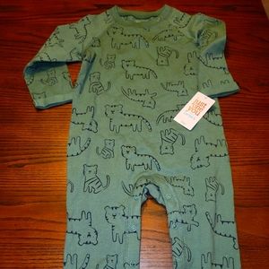⚠️**NWT**Just One You by Carters Onesie 18 M
